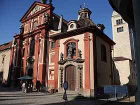  Pražské pamětihodnosti - Bazilika sv. Jiří